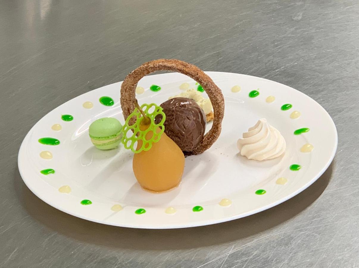 Hotel Restaurant Emshorn Oberems Eksteriør billede